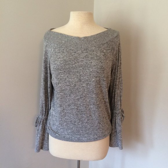 express one eleven tops